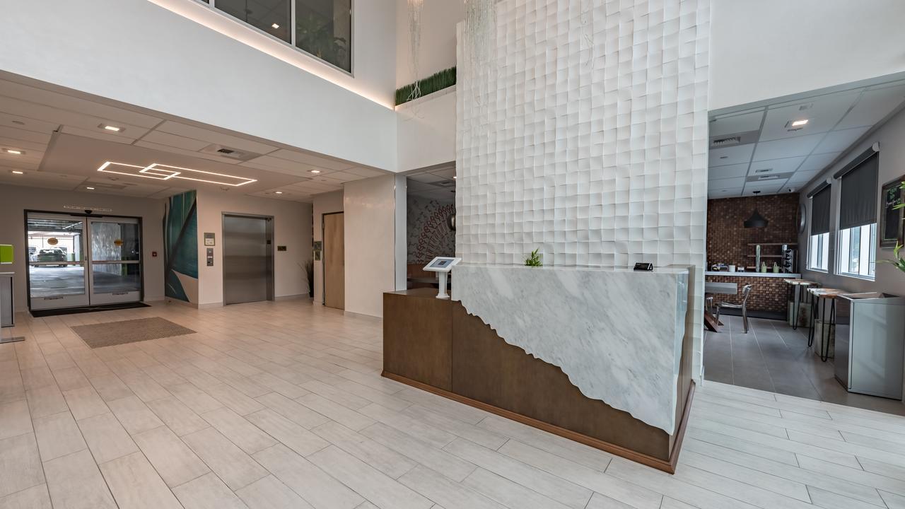 Lexen - North Hollywood Near Universal 3*